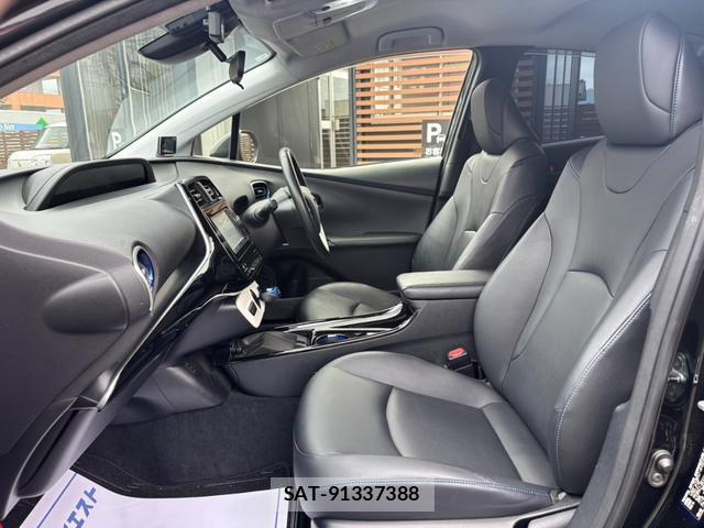 Toyota PRIUS 2015-12 8875540-10