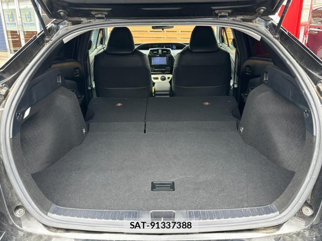 Toyota PRIUS 2015-12 8875540-14