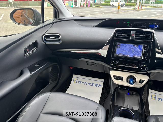 Toyota PRIUS 2015-12 8875540-17
