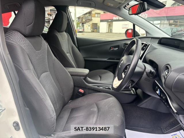 Toyota PRIUS 2017-07 8875542-9