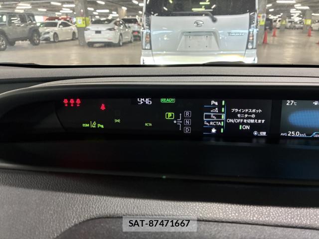 Toyota PRIUS 2022-08 8875570-16