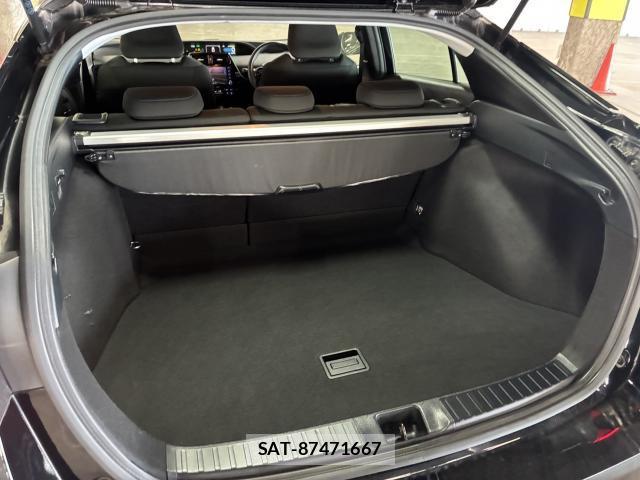 Toyota PRIUS 2022-08 8875570-19