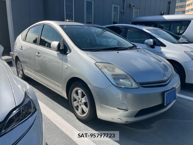 Toyota PRIUS 2005-03 8875609-1