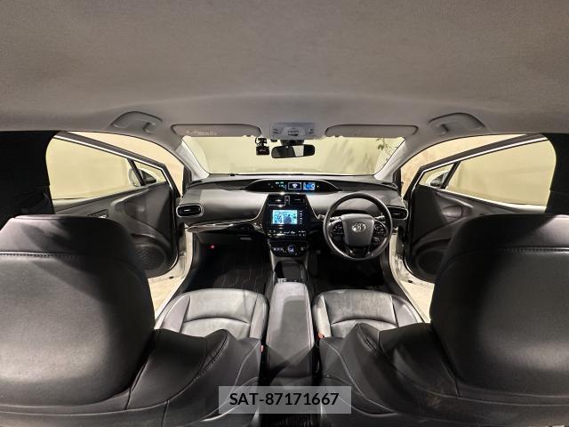 Toyota PRIUS 2019-01 8875643-2
