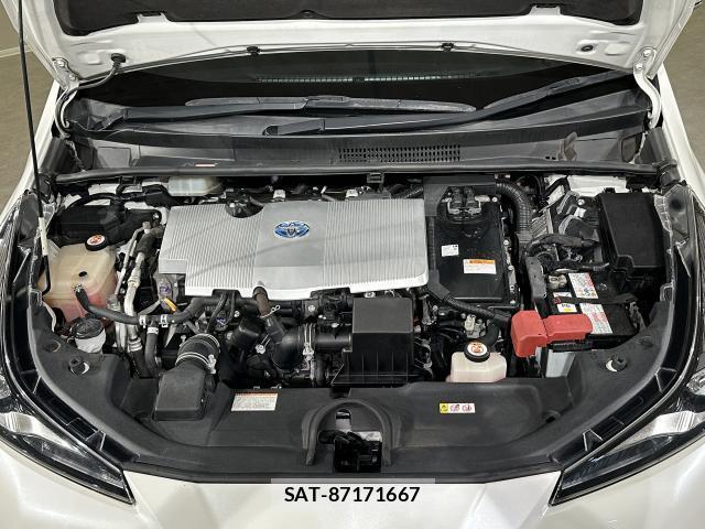 Toyota PRIUS 2019-01 8875643-7