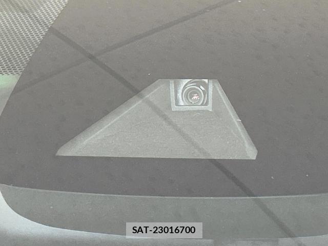 Toyota PRIUS 2021-06 8875655-2