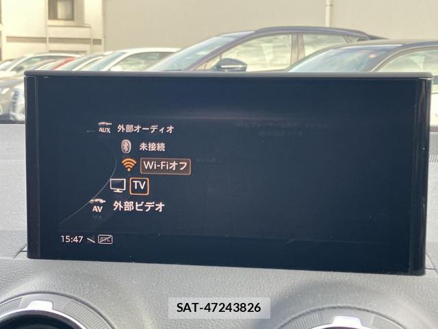 Audi Q2 2018-03 8875519-6