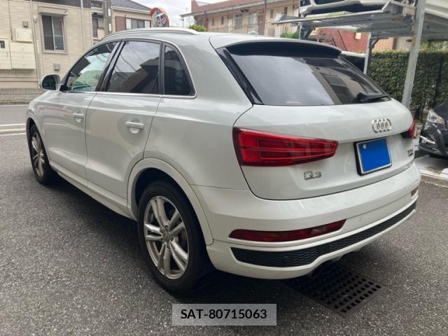 Audi Q3 2015-06 8873558-3