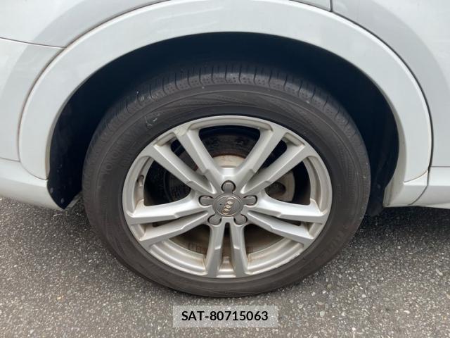 Audi Q3 2015-06 8873558-6