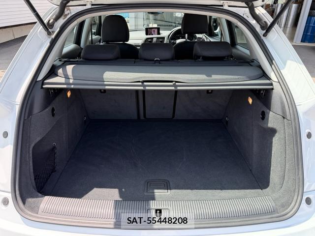 Audi Q3 2012-09 8874537-15