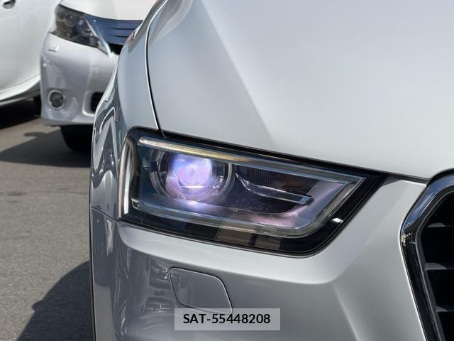 Audi Q3 2012-09 8874537-5