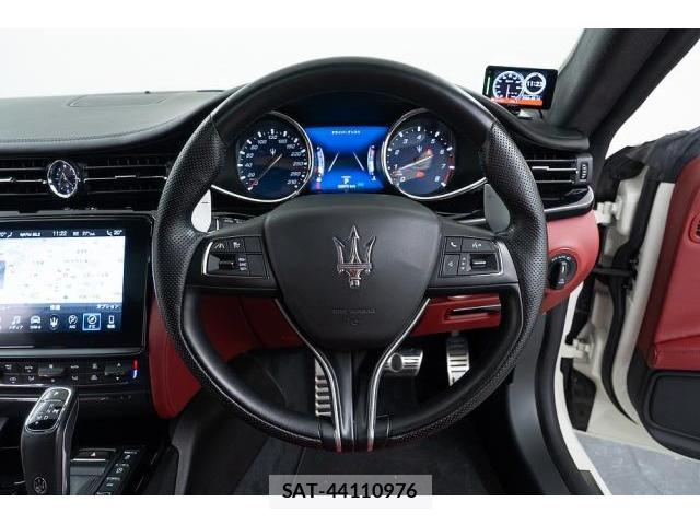 Maserati QUATTROPORTE 2019-07 8874325-17