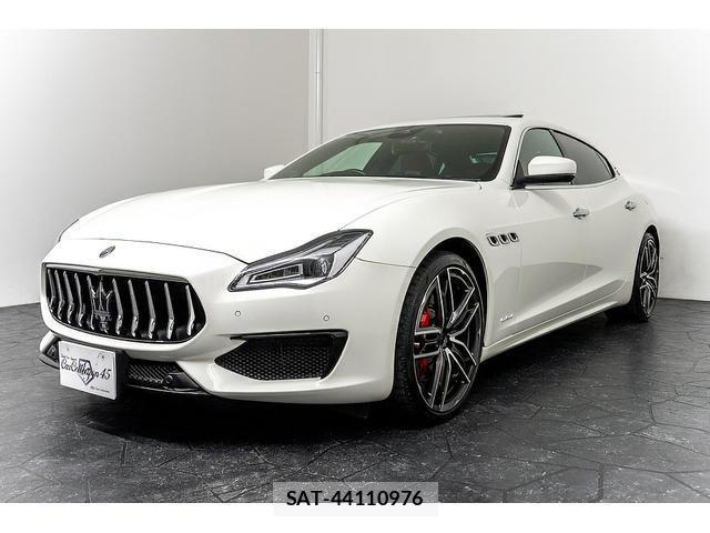 Maserati QUATTROPORTE 2019-07 8874325-6