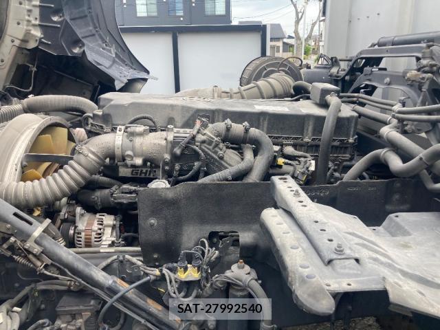 UD Trucks QUON 2018-06 8875029-10