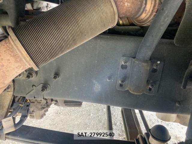 UD Trucks QUON 2018-06 8875029-7