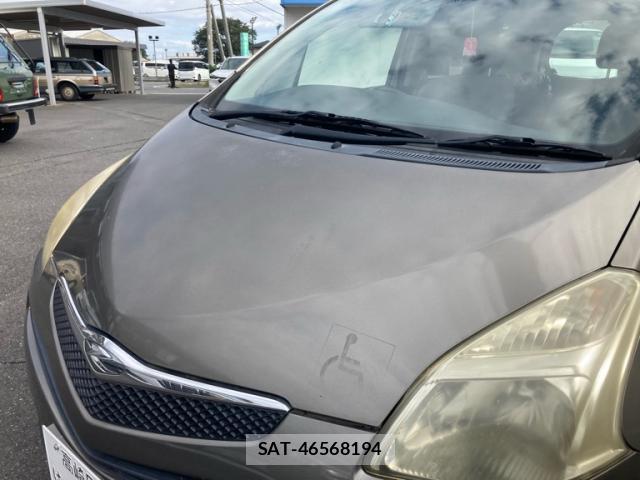 Toyota RACTIS 2007-05 8873729-13