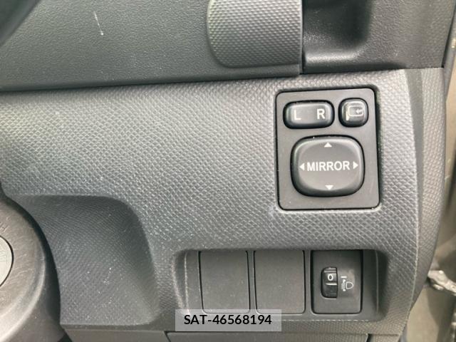 Toyota RACTIS 2007-05 8873729-14