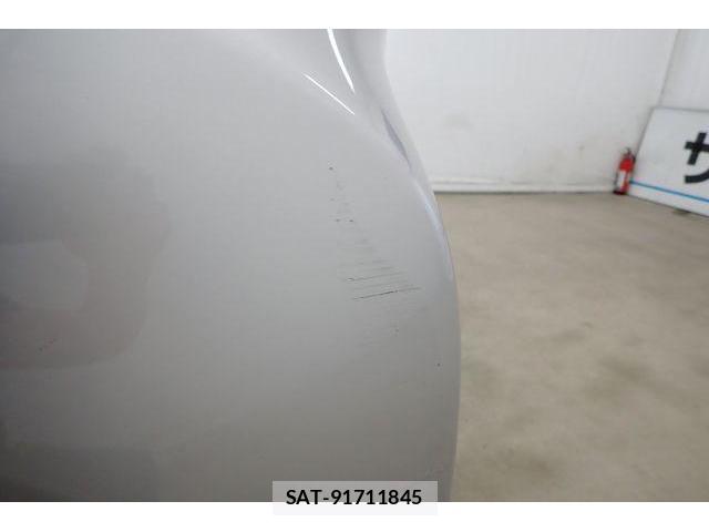 Toyota RACTIS 2015-09 8875512-10