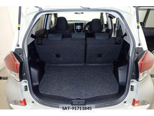 Toyota RACTIS 2015-09 8875512-13