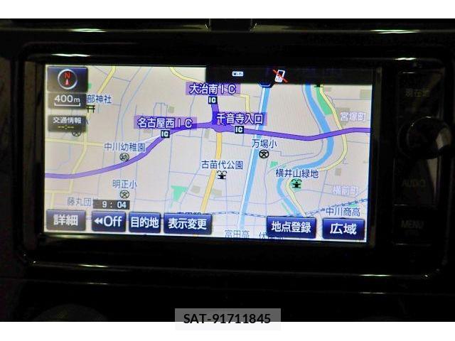 Toyota RACTIS 2015-09 8875512-18