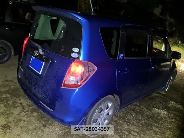 Toyota RACTIS 2010-01 8875692-12