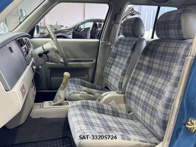 Nissan RASHEEN 1995-03 8873127-7