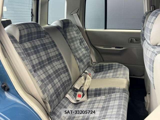 Nissan RASHEEN 1995-03 8873127-9