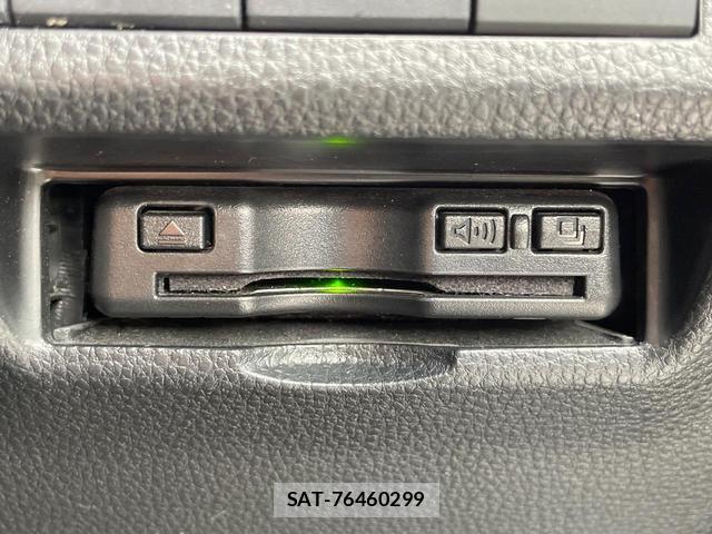Toyota RAV4 2021-01 8873082-6