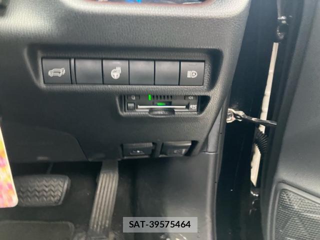 Toyota RAV4 2019-07 8873334-10