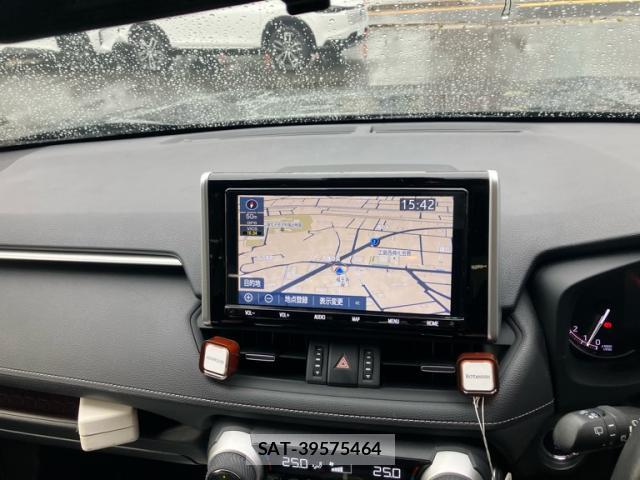 Toyota RAV4 2019-07 8873334-17