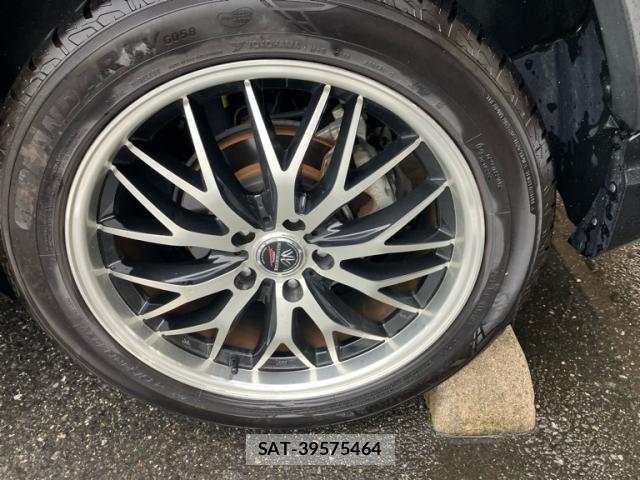 Toyota RAV4 2019-07 8873334-3