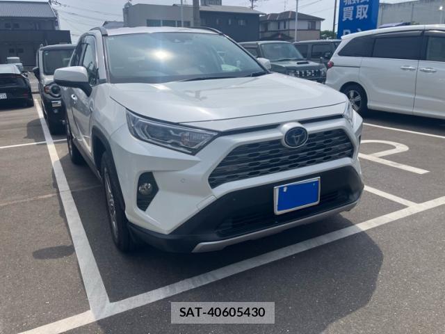 Toyota RAV4 2020-04 8873460-1
