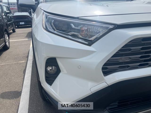 Toyota RAV4 2020-04 8873460-2