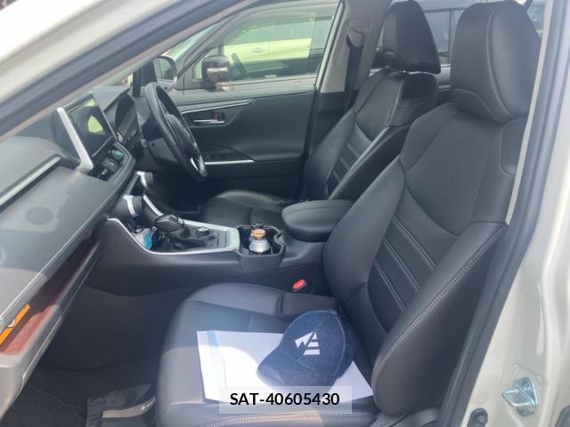 Toyota RAV4 2020-04 8873460-9