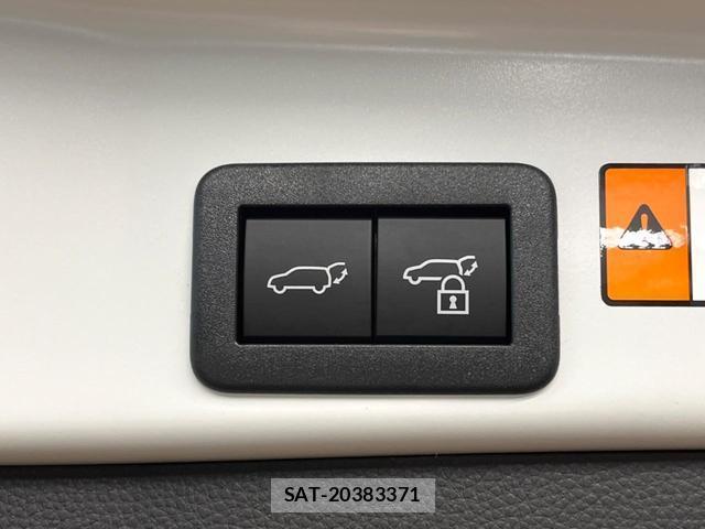 Toyota RAV4 2026-03 8873497-7