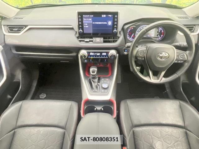 Toyota RAV4 2021-02 8873592-1