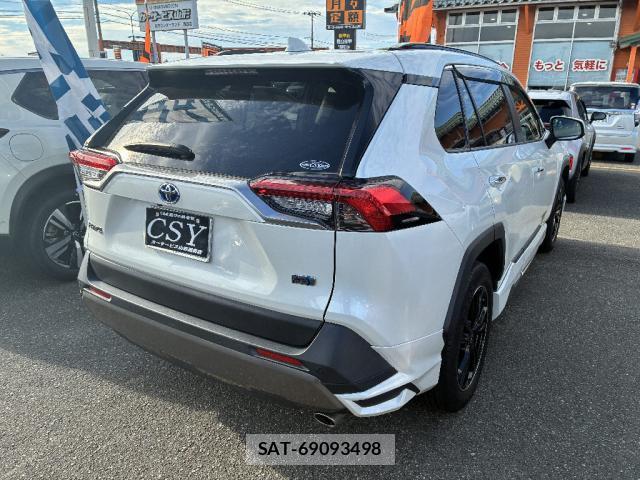 Toyota RAV4 2020-09 8873768-1