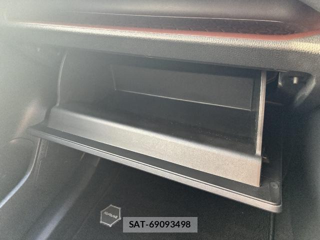 Toyota RAV4 2020-09 8873768-17