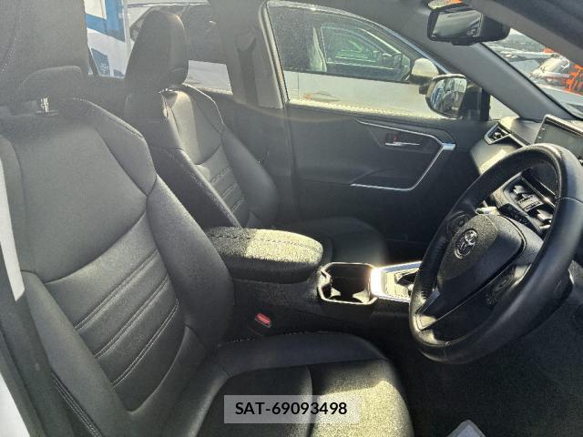 Toyota RAV4 2020-09 8873768-3