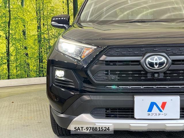 Toyota RAV4 2022-04 8873777-11