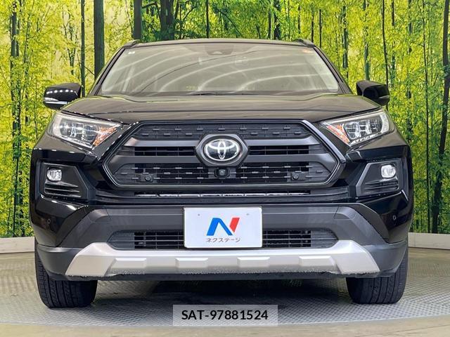 Toyota RAV4 2022-04 8873777-13