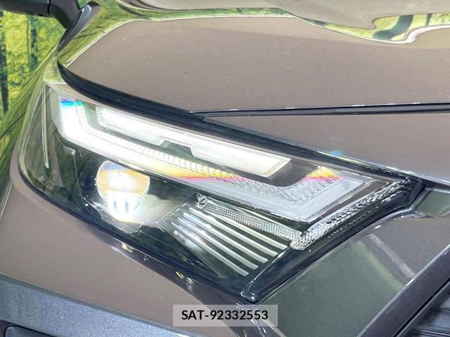 Toyota RAV4 2022-03 8874015-12