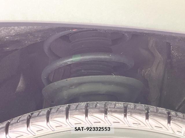 Toyota RAV4 2022-03 8874015-19