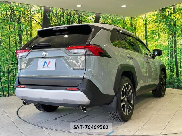 Toyota RAV4 2019-12 8874170-16