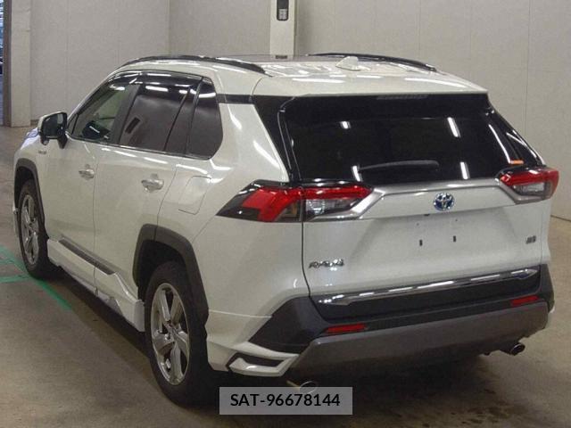 Toyota RAV4 2019-12 8874224-1