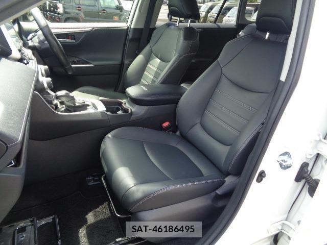 Toyota RAV4 2020-11 8874544-13