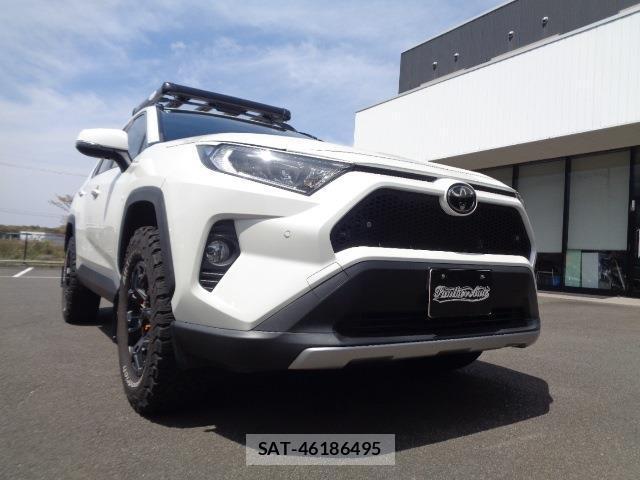 Toyota RAV4 2020-11 8874544-16