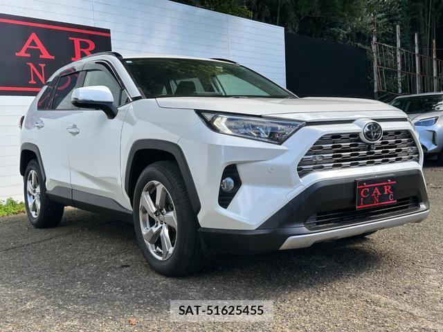 Toyota RAV4 2021-03 8874549-2