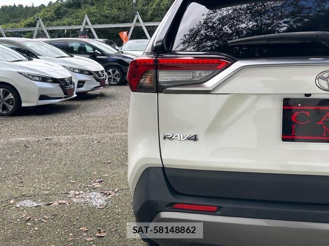 Toyota RAV4 2021-01 8874550-11
