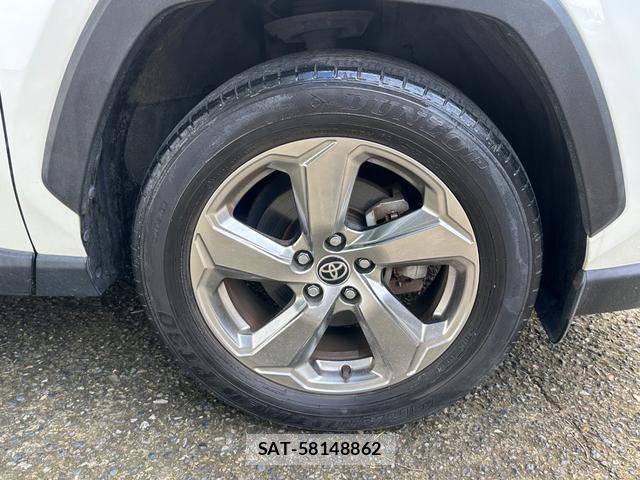 Toyota RAV4 2021-01 8874550-15